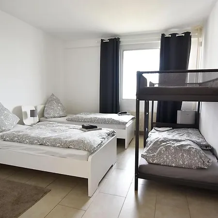 Work And In Monteurwohnung Apartment Duisburg